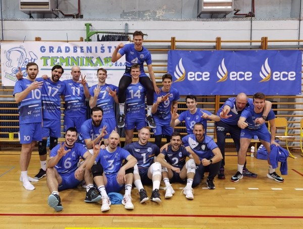 Fužinar z zmago nazaj na vrh